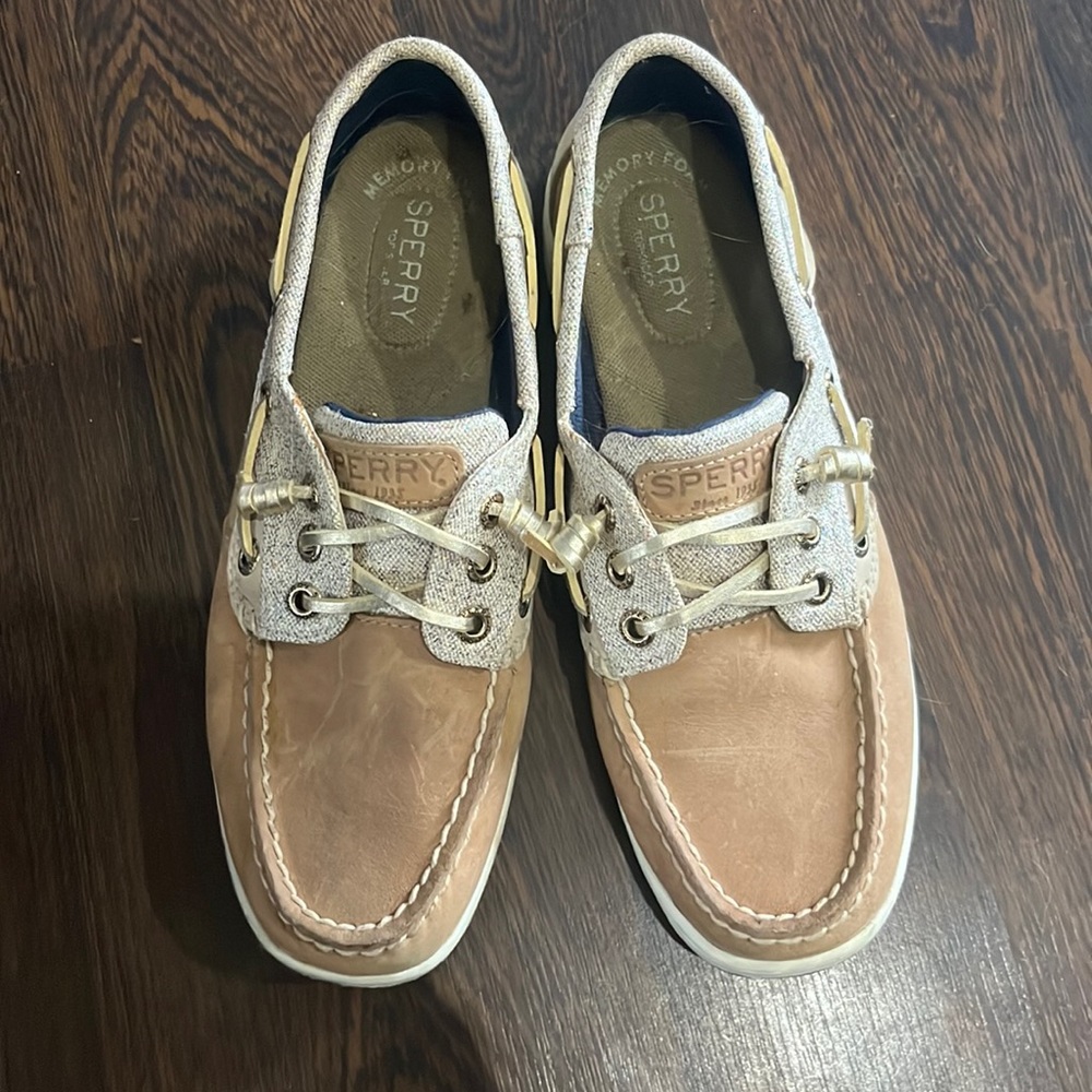 Sperry boat shoes